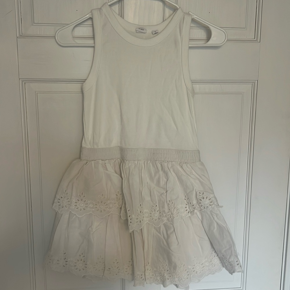 Girls dress